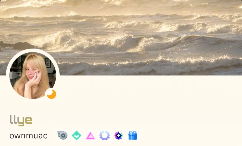 Perfil estético com ondas e loira